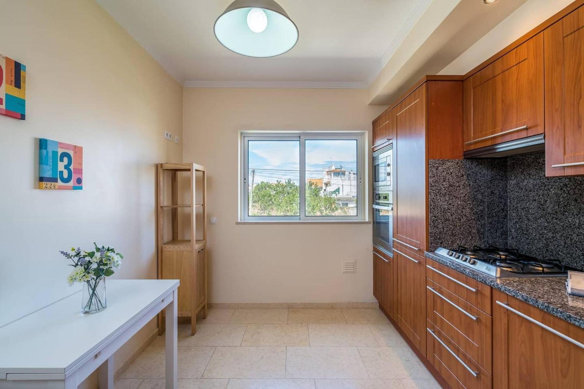 Apartment 2 Bedroom Relax In By Innkeeper Alvor
